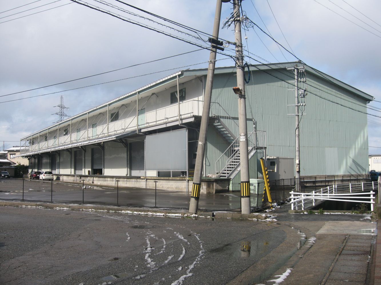 石川県金沢市二ツ屋町