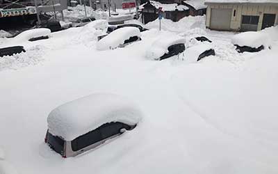 月極め駐車場内の除雪について