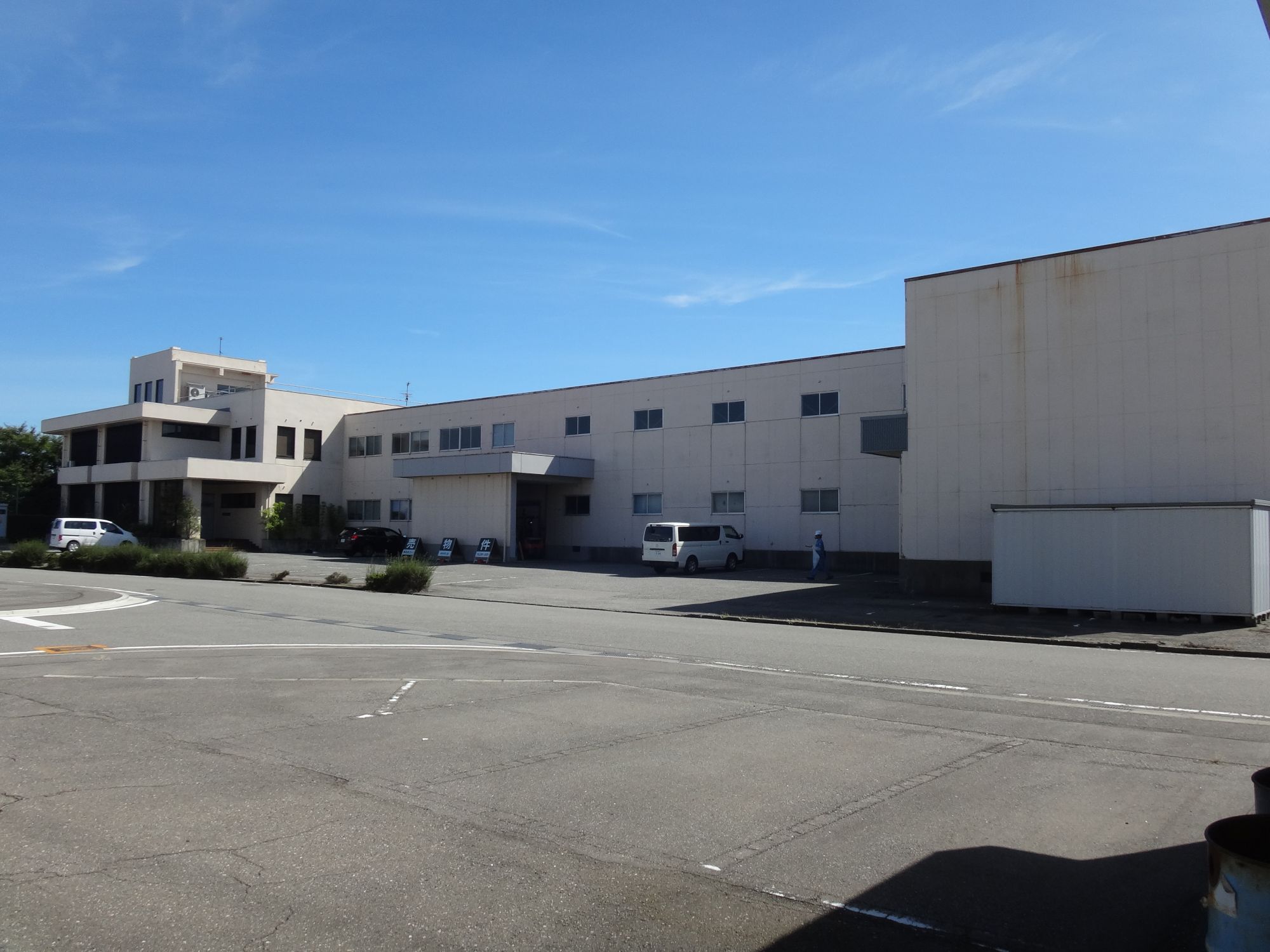 小松問屋町売倉庫事務所