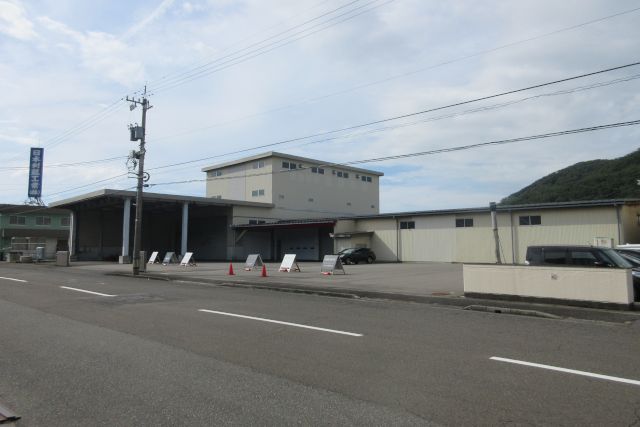 福井越前岩並倉庫の物件資料等を更新しました。